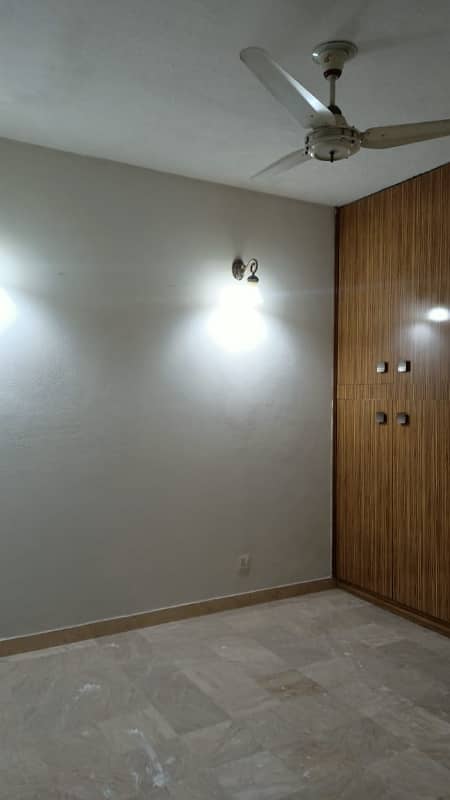 GOOD LOCATION 10 MARLA UPPER PORTION AVAILABLE FOR RENT IN WAPDA TOWN PHASE 1 - BLOCK F2 13