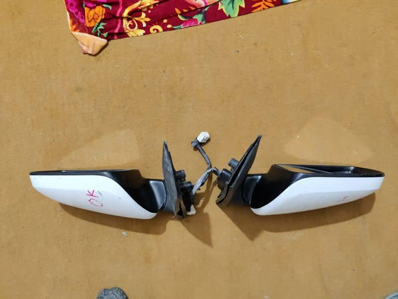 toyota mark x 2005 side mirrors in original condition 4