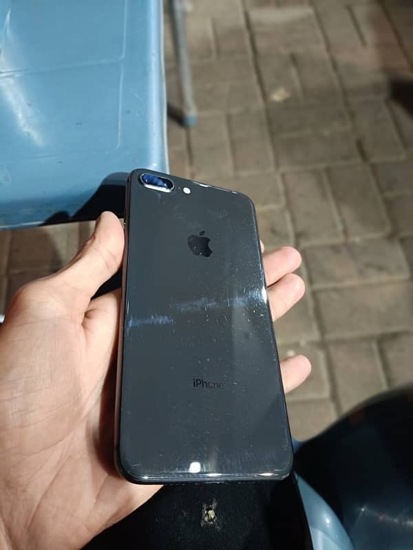 iphone 8plus non pta 64gb with original cable 7