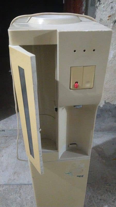 water dispenser pich color 1