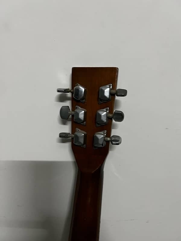 Acoustic Guitar 3