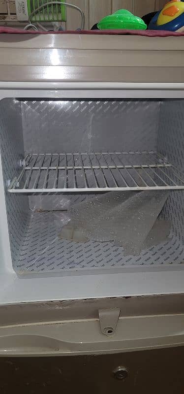 Haier Refrigerator 4