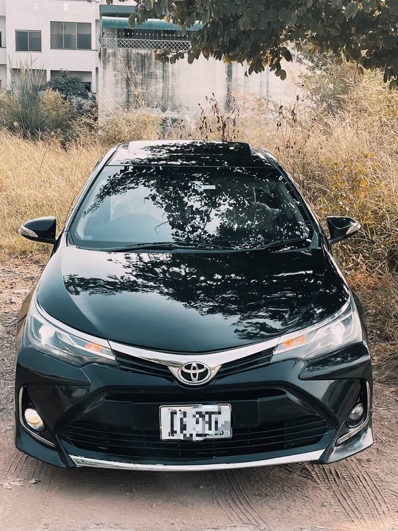 Toyota Corolla Altis Grande 2015 0