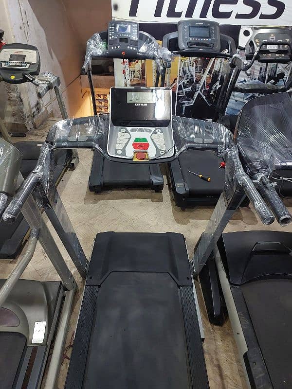 Treadmills / Running Machine / Elleptical  / Spinning bike / HOMEGYM 10