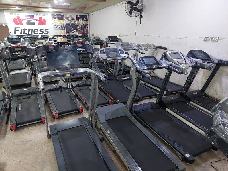 Treadmills / Running Machine / Elleptical  / Spinning bike / HOMEGYM 18