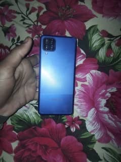 box sath 4/128 gb  payment need h 03257347106 call me