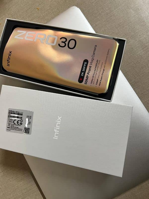 Infinix Zero 30 256GB/8GB 3