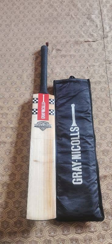 GREY NICOLLS CRICKET BAT 0