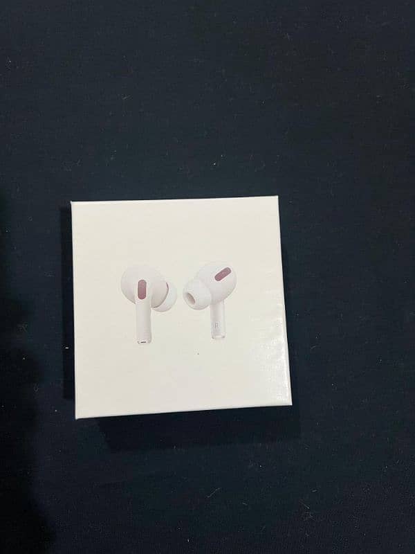 Airbuds (Touch display) 11