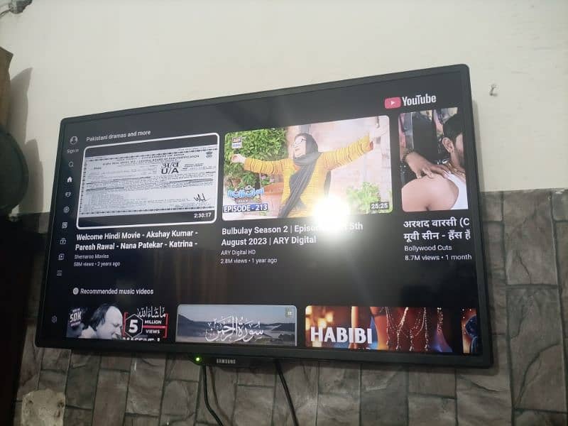 Samsung simple led 32 inch urgent sale 0