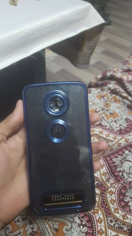 moto z3 4/64 1