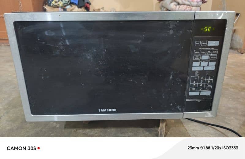 Samsung Microwave Modal ME6144ST 10