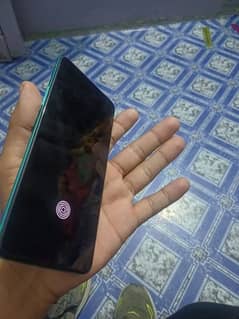 One plus 8t 12 GB 256Gb