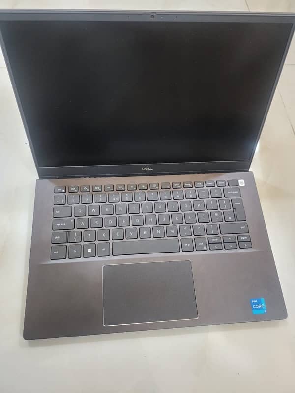 Dell Vostro Laptop 1