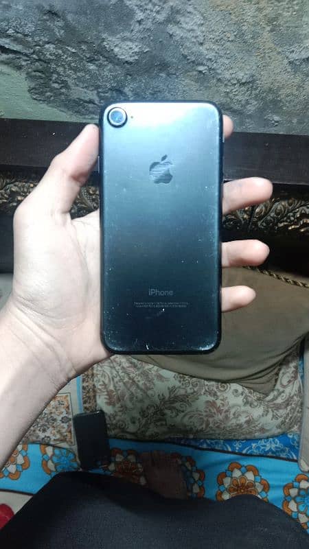 iphone 7 32gb bypass urgent sale 3