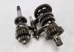 HONDA 125 GENUINE GEAR