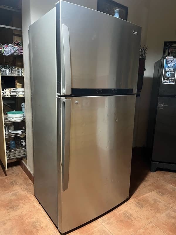 LG Refrigerator GR-M822GSH 2