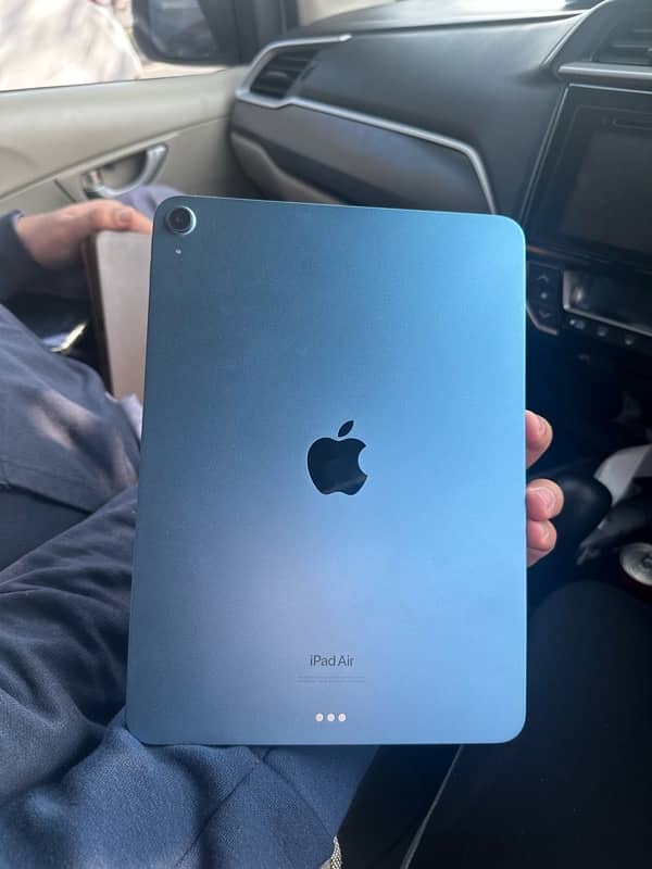 apple ipad 5th gen 2022 64gb 0