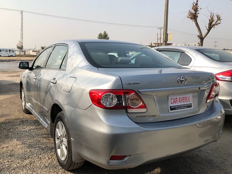 Toyota Corolla Altis 2011 6