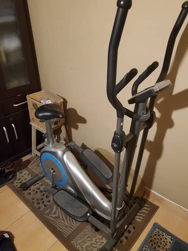 slim line elliptical with seat 2