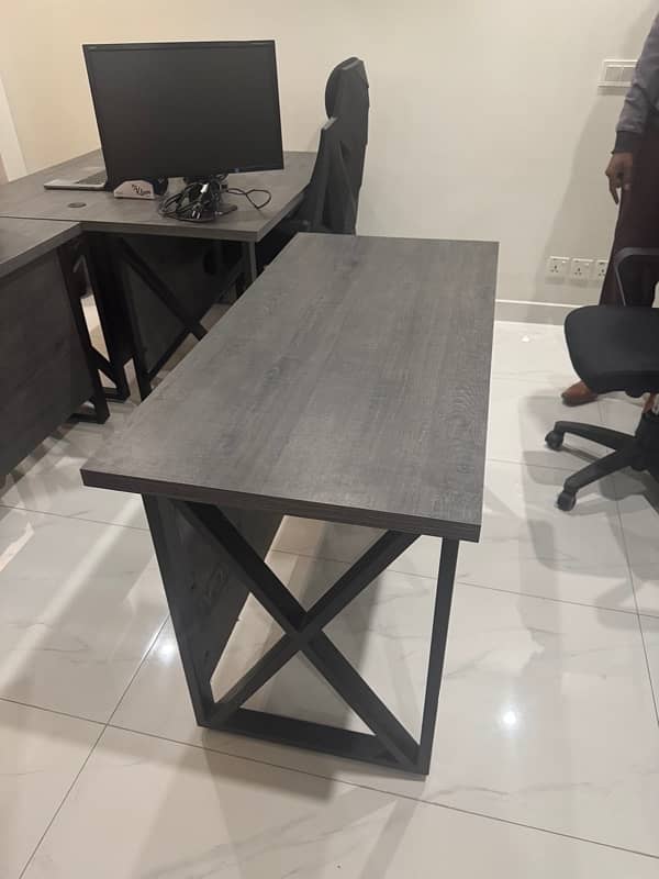 Office Tables 4ft x 2ft Workstations 0