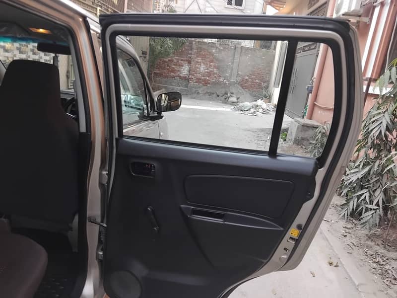 Suzuki Wagon R 2019 12