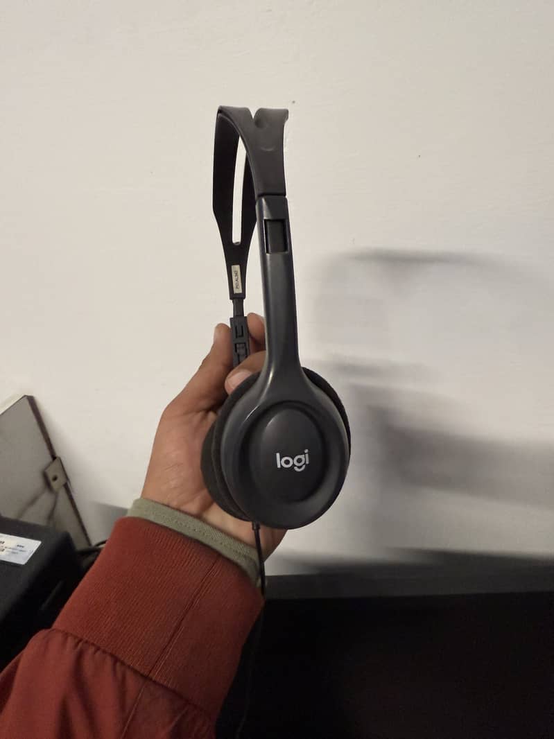 Logitech headphones for sale 2