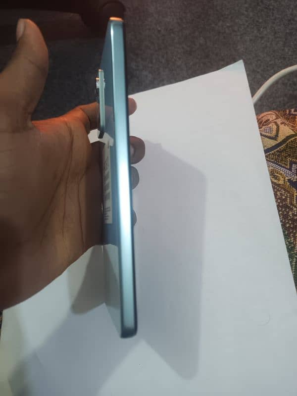 Redmi Note 12 Pro With Original Charger Cable Box 4