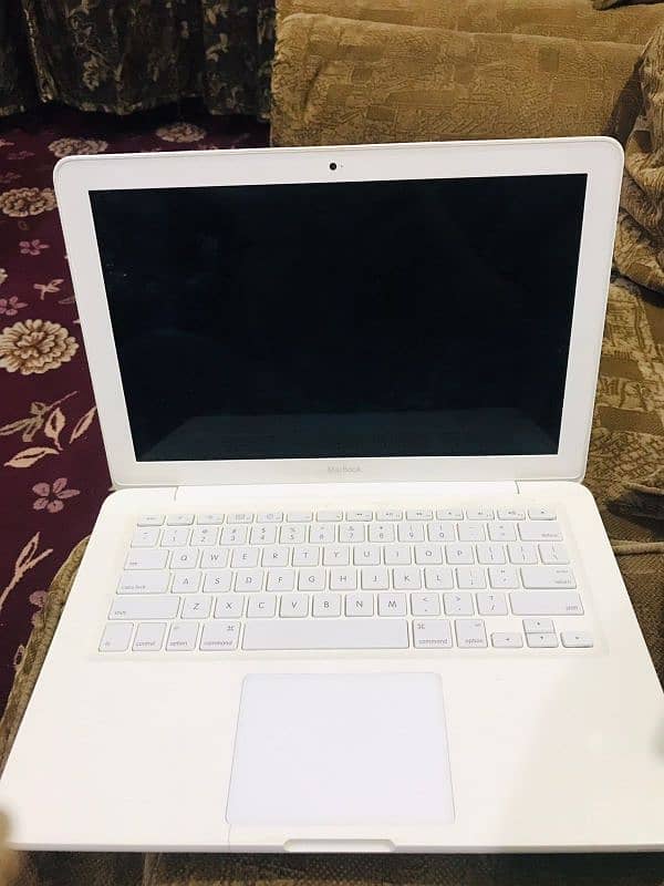 MacBook for sale 3