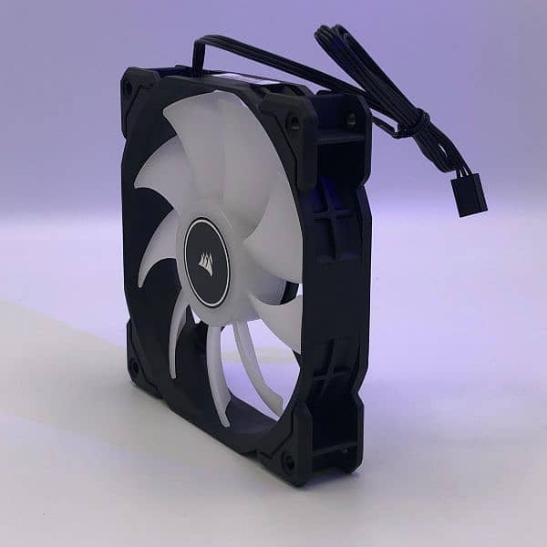 CORSAIR AF120mm LED white 3 Fans  kit  High Airflow static pressure 1