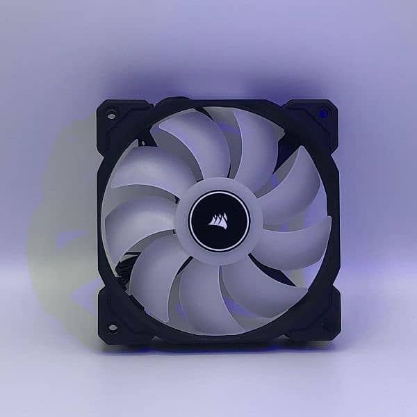 CORSAIR AF120mm LED white 3 Fans  kit  High Airflow static pressure 4