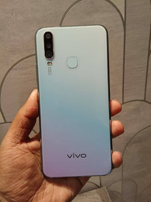 vivo y 17 8GB 256 GB 10 by 10 mobile exchange offer possible 2