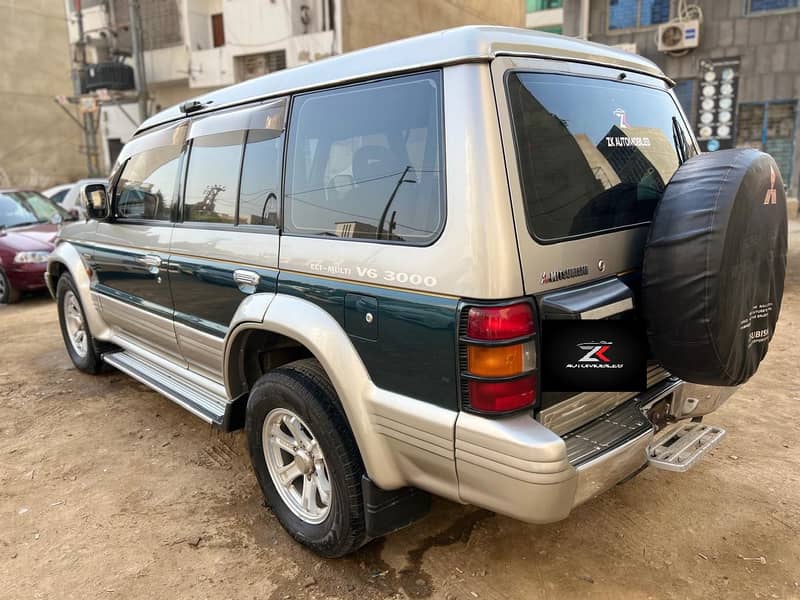 Mitsubishi Pajero 1994 4