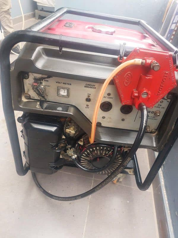 Selling our home used Honda Generator 6.5 KVA 1