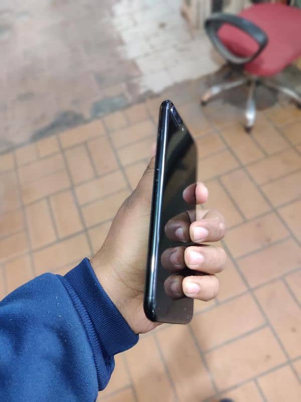 Iphone 7 plus for sale 3