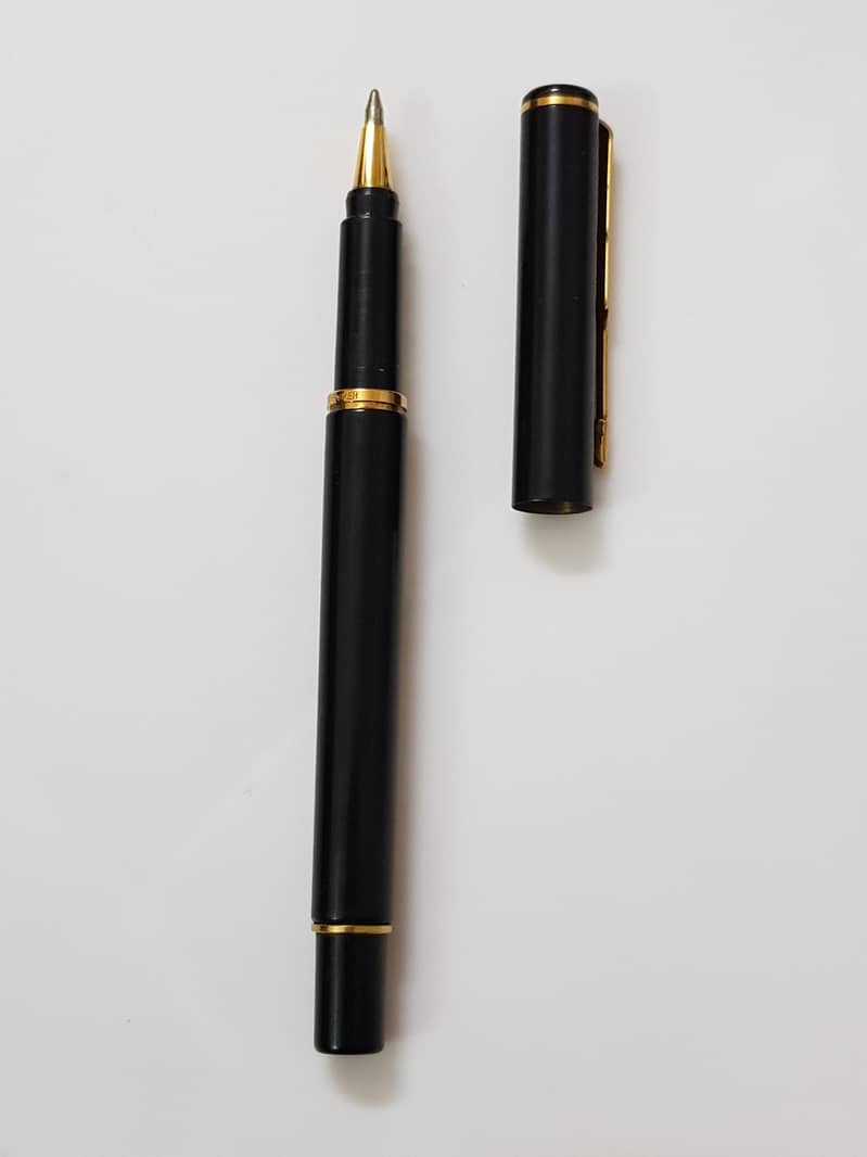 Pen and Pens (Parker/Sheaffer) 9