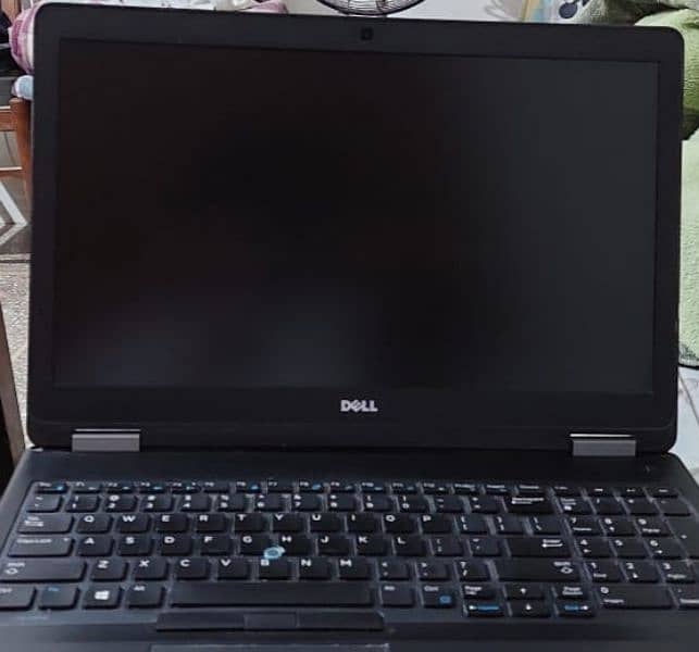 Dell Latitude E5570 i7 6th generation 16 gb ram/256 ssd/2gb graphic 0