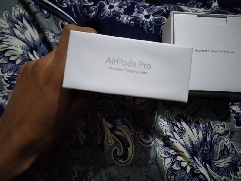 Airpods pro urgent sale 4