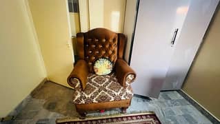 good quality hardly used sofa set