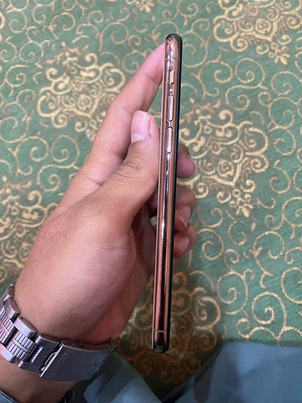 iphone xs pta approved 3