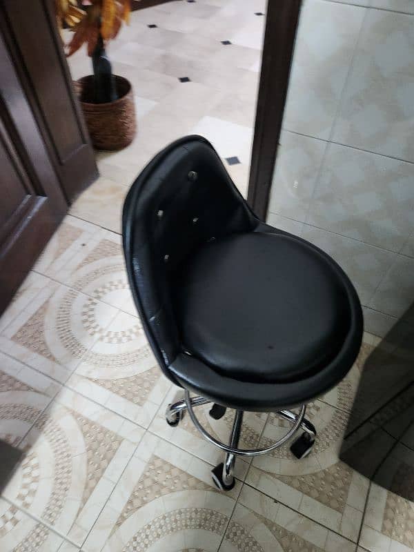 Revolving stool bar stool 24 inch black 0