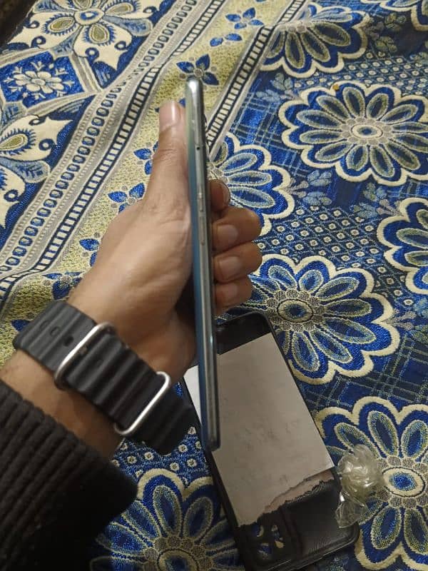 Oppo Reno 6 With Box Charger Urgently sale Cntct nmbr 03354211004 2