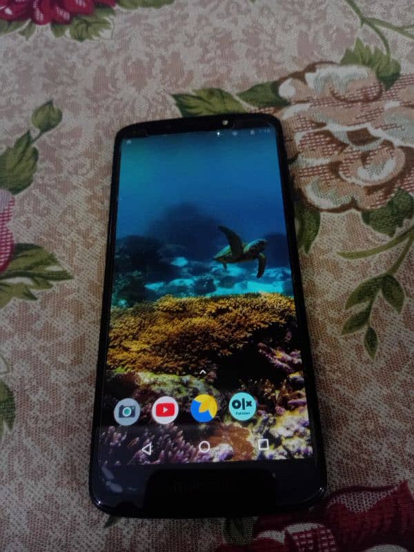 Motorola (Moto G6) 5