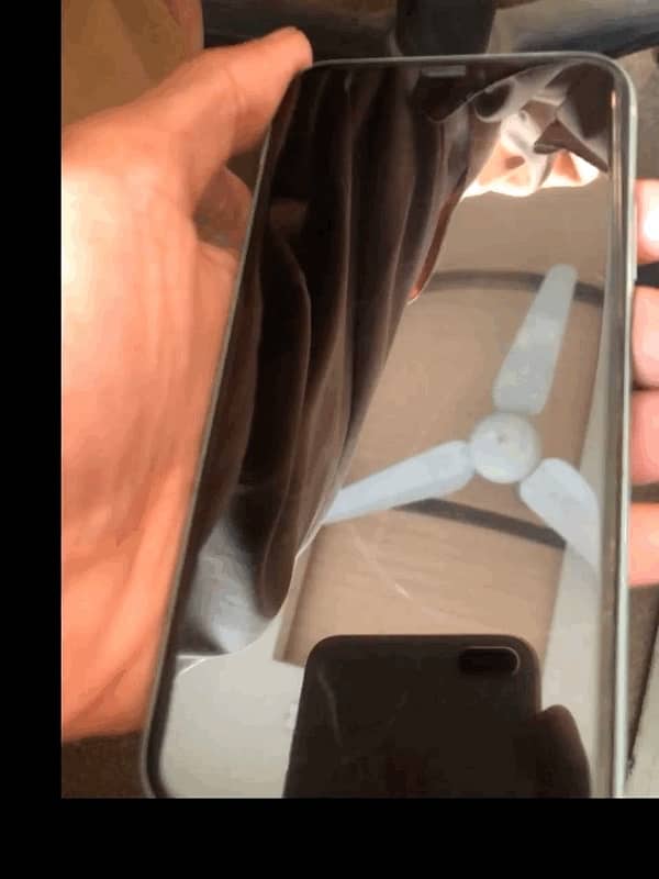 iPhone 11(used) - Non PTA - sim glich | Not Water packed | Best price 2