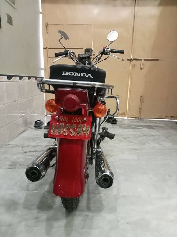 Honda CD200 7