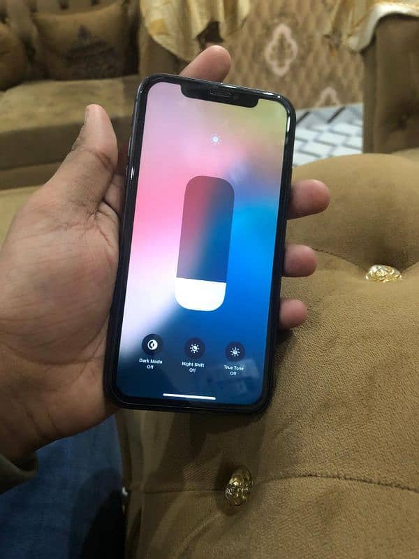 iPhone 11 64GB Non-PTA Factory Unlock 3