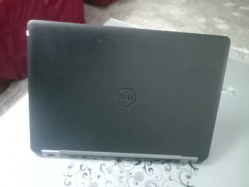 DELL 7470 ci5 6th generation 1