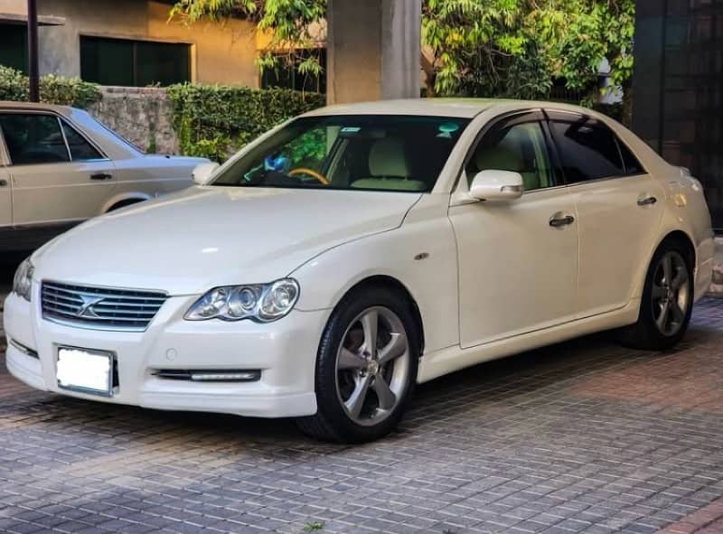 Toyota Mark X 2005 1