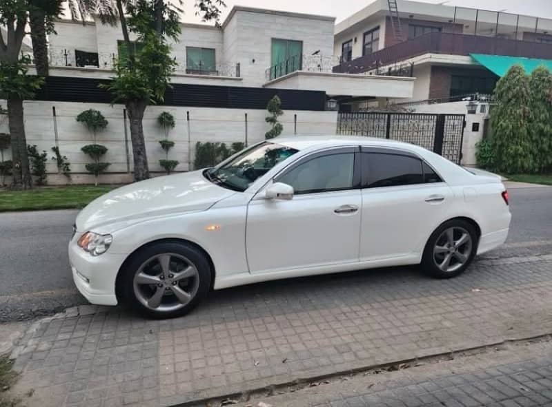 Toyota Mark X 2005 5