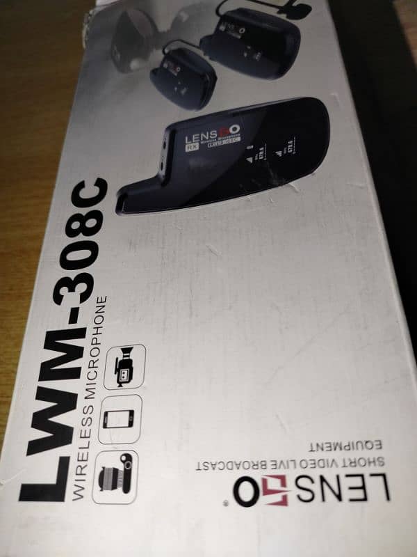 Lensgo LWM-308C II Dual Wireless Microphone 0